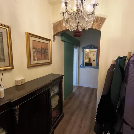 W La Stanza ゲストハウス